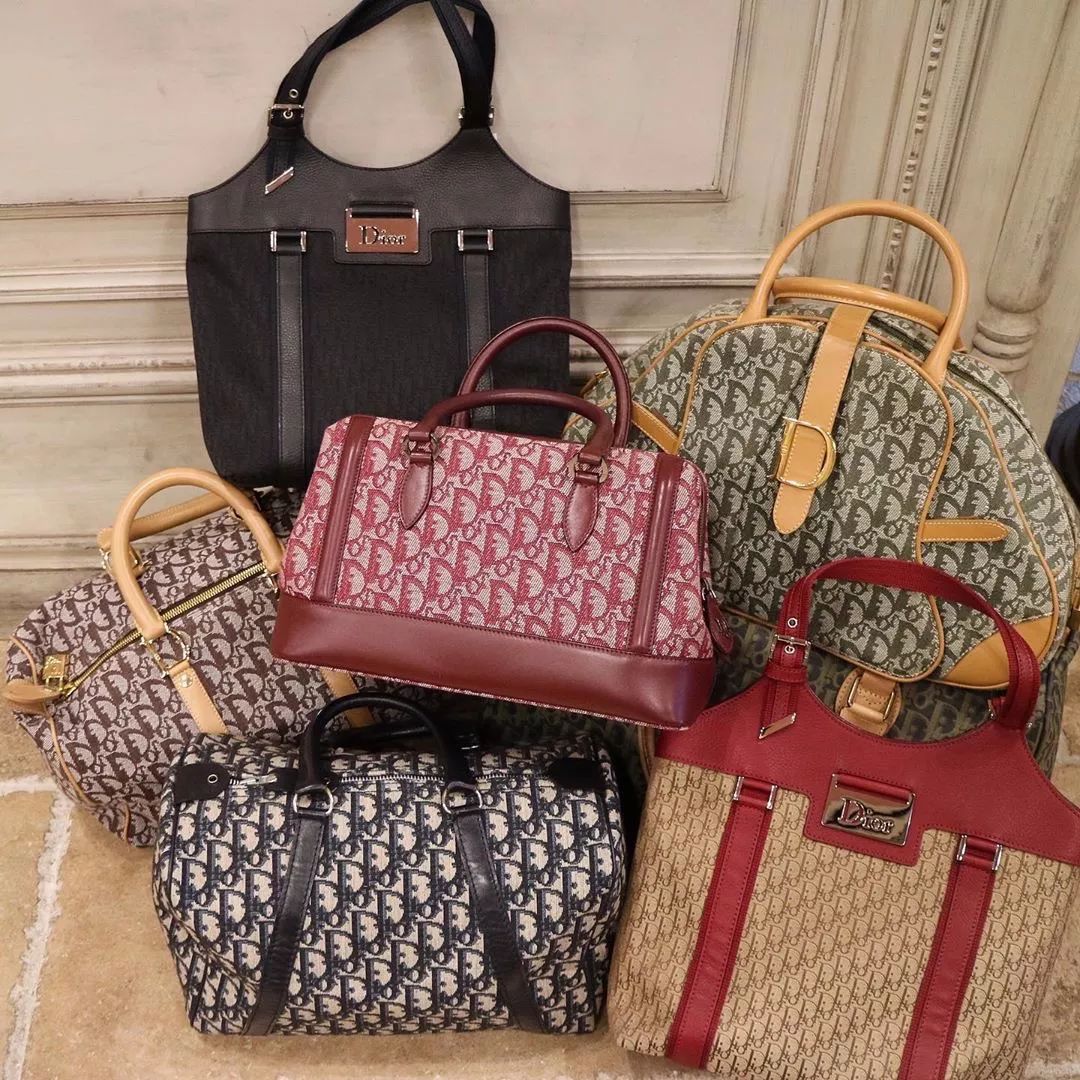 想买大牌包但是觉得不值得,杨幂肯豆怎么包