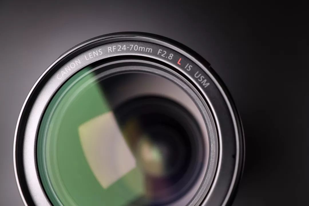 rf24-70f28闀滃ご璇勬祴,rf24-70f2.8闀滃ご閫備笉閫傚悎鏂版墜