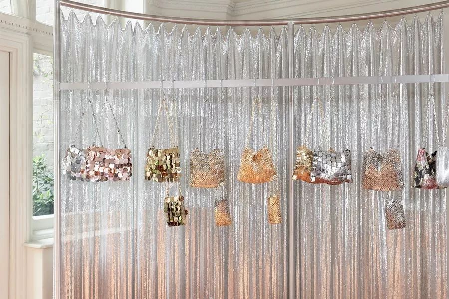 还不知道这十件最火单品？那你的2019算是白过了