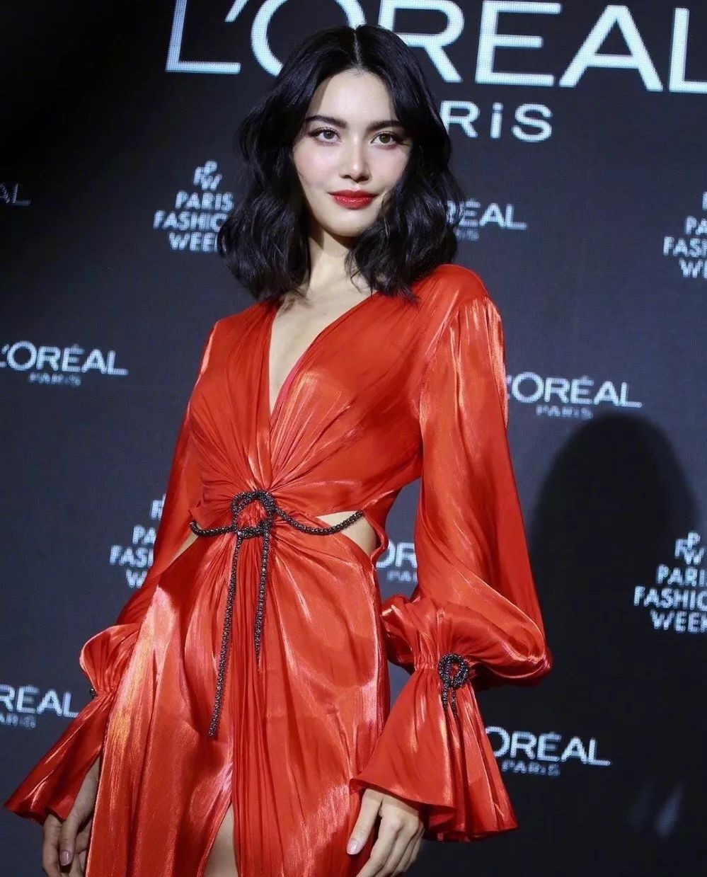 angelababy近日露腰装,angelababy小蛮腰马甲线