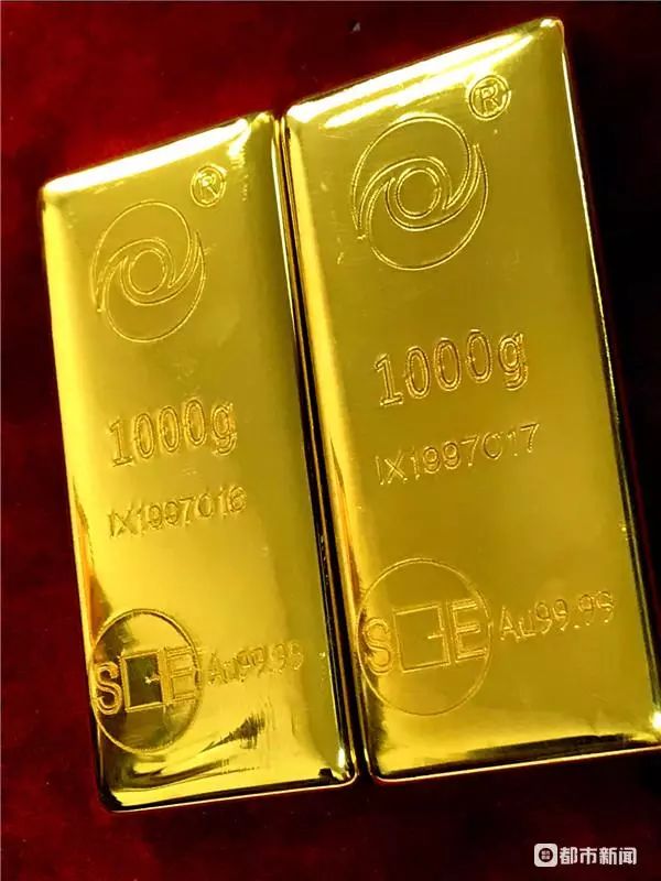 1吨金矿可以提炼多少黄金,100斤金矿石提炼出多少黄金