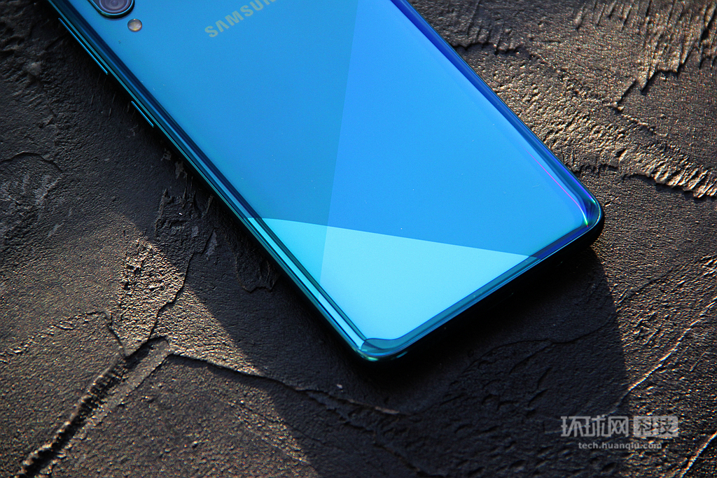 三星galaxya50s小白评测,三星galaxya50玩游戏测评