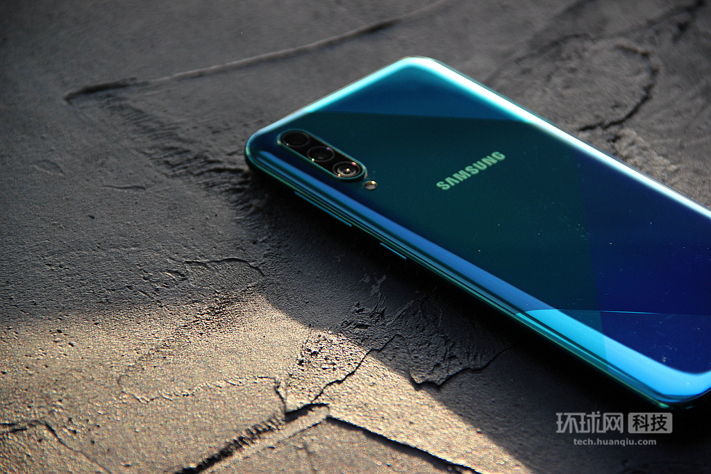 三星galaxya50s小白评测,三星galaxya50玩游戏测评