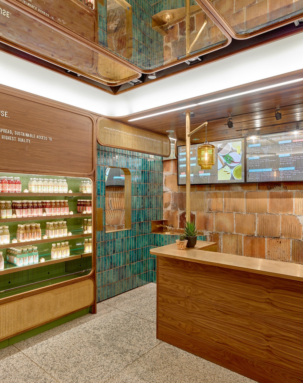 小小果汁店玩起复古油画风，这次真的美到心坎里了