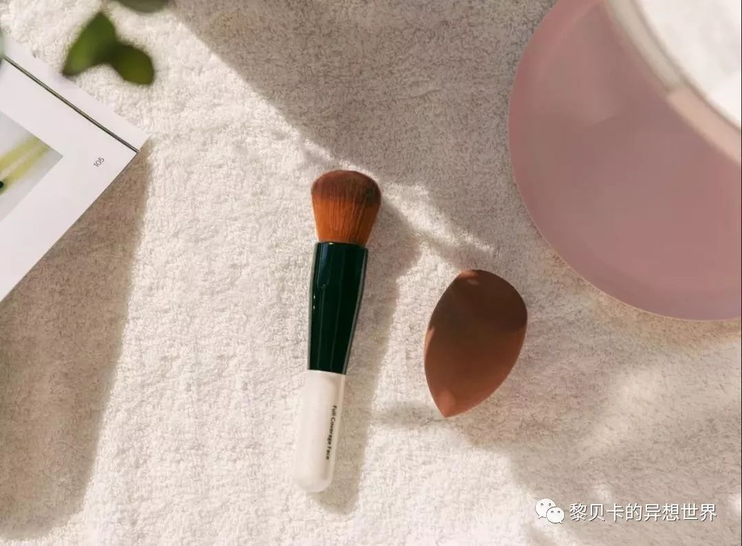 买了很多眼影却还是不会画,买了好多化妆品