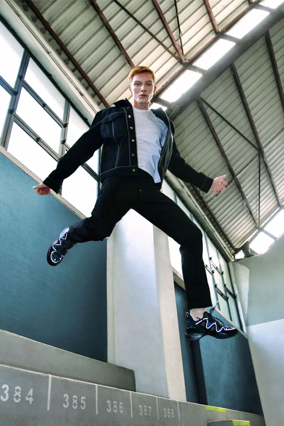 不知道买哪款运动鞋,秋冬不知道买什么女鞋好看