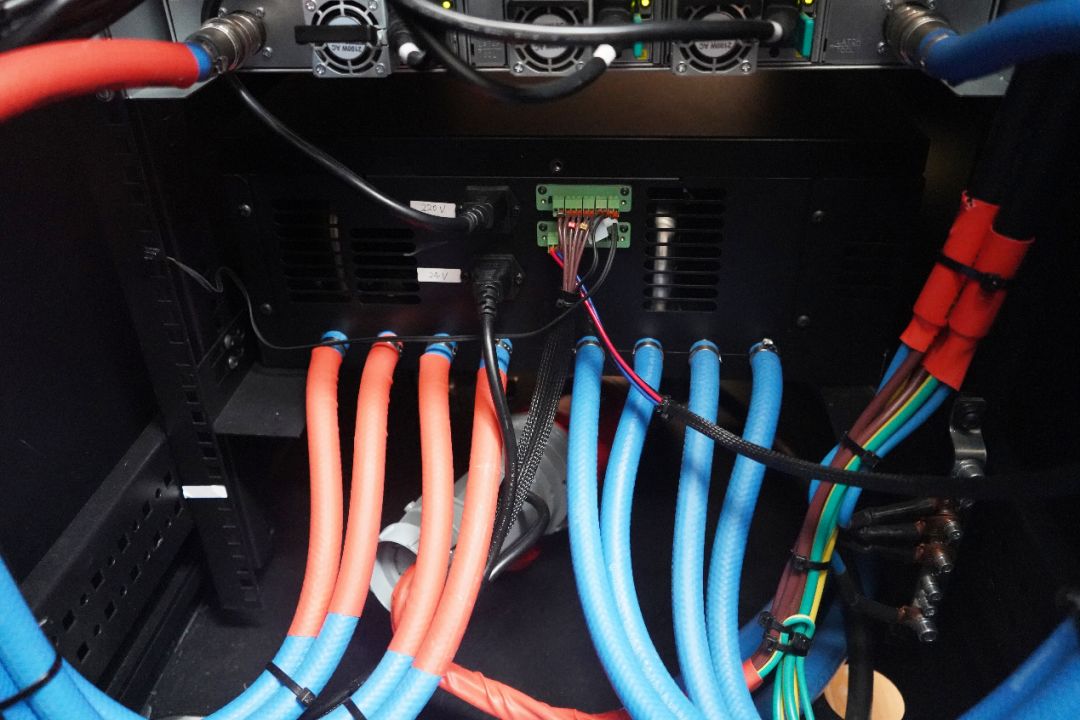 真香警告原图,x86架构支持哪些平台