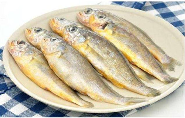 大厨炸鱼酥脆的小技巧,大厨炸鱼怎么做酥脆好吃