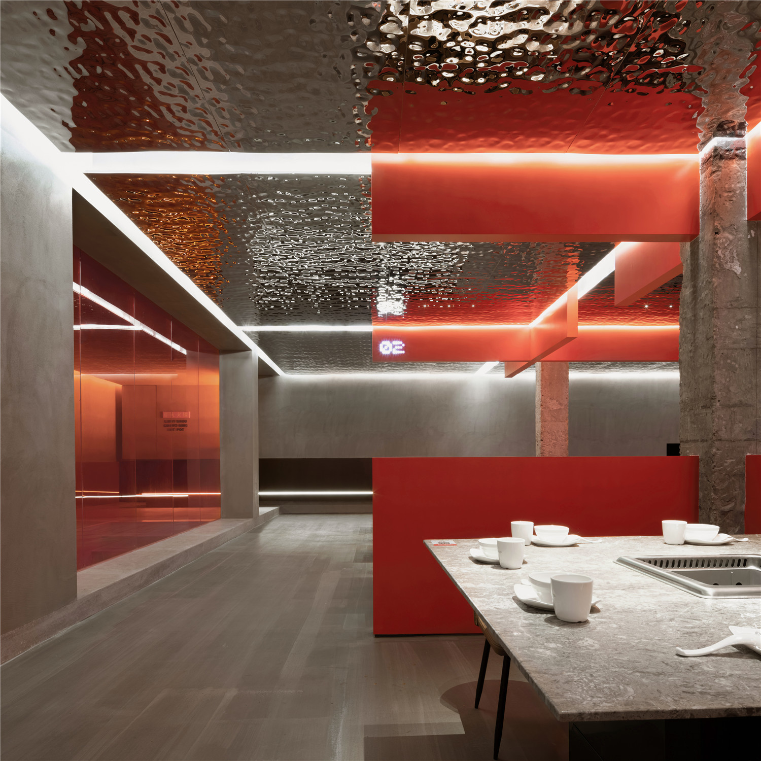 鐗╀笂绌洪棿鐏攨,閲嶅簡鐗╀笂绌洪棿