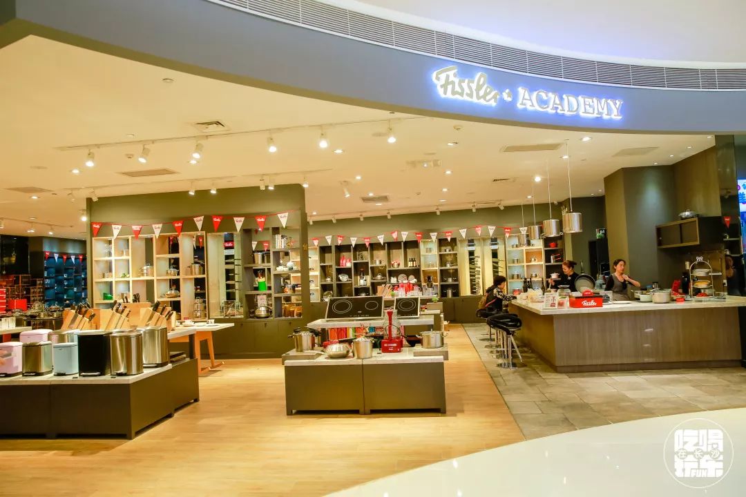 轻甜市集4.0强势来袭，菁纯气垫11元带回家，你能忍住不来？