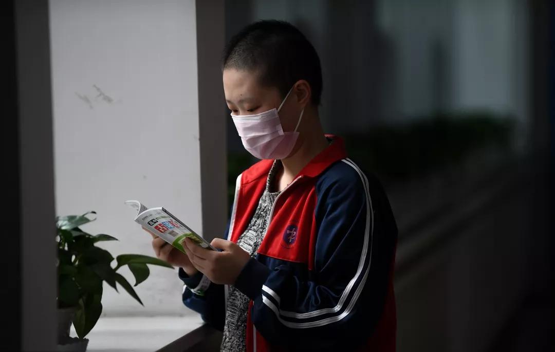 最近的年轻人不敢看体检报告,千万不要去做体检报告