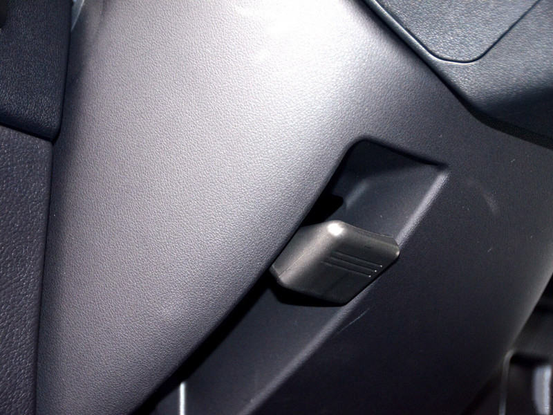 雷克萨斯nx200空间体验,2016款雷克萨斯nx200锋行版2.0