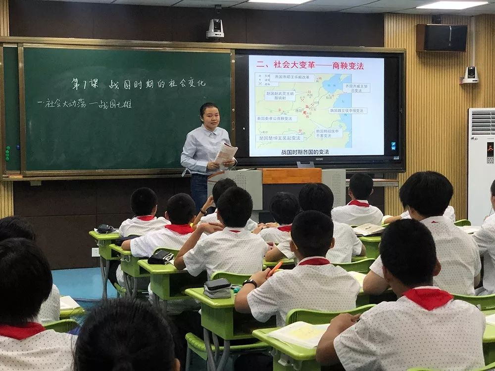 福州杨桥中学：*党**员先锋显风采引领教改见成效