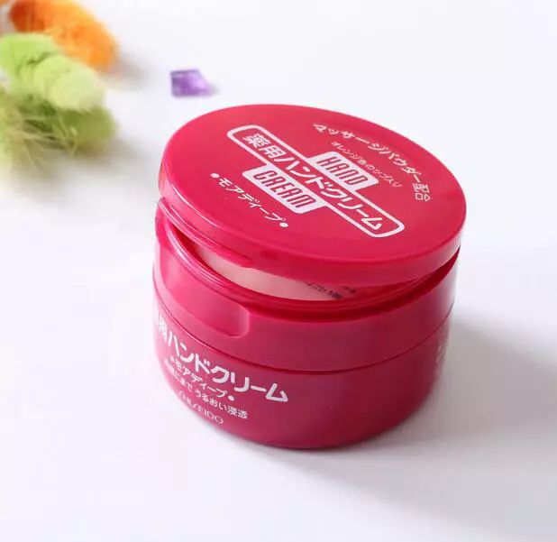 不要让你暴露你的年龄,别让皮肤暴露了你的年龄