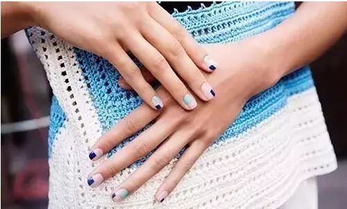 不要让你暴露你的年龄,别让皮肤暴露了你的年龄