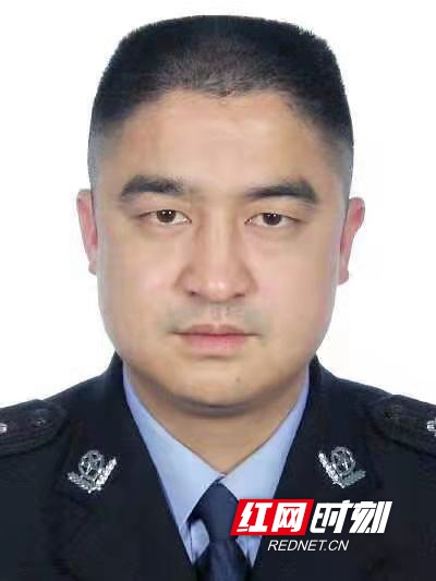 胡进新邵,新邵民警胡进
