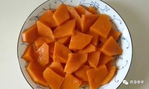 为什么喜欢的颜色随着年龄的变化,为什么喜欢很鲜艳的颜色