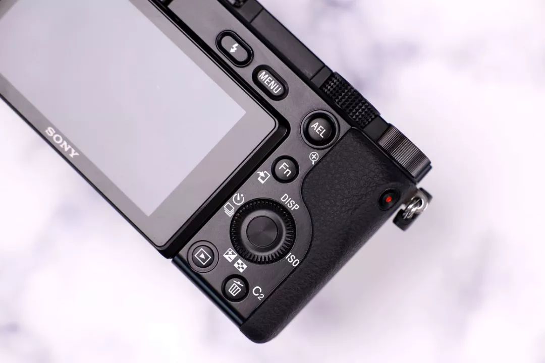 索尼alpha6100l测评,索尼新品相机阿尔法6100