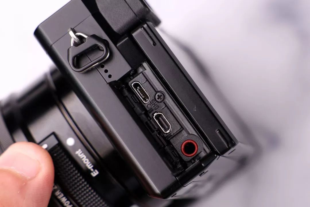 索尼alpha6100l测评,索尼新品相机阿尔法6100