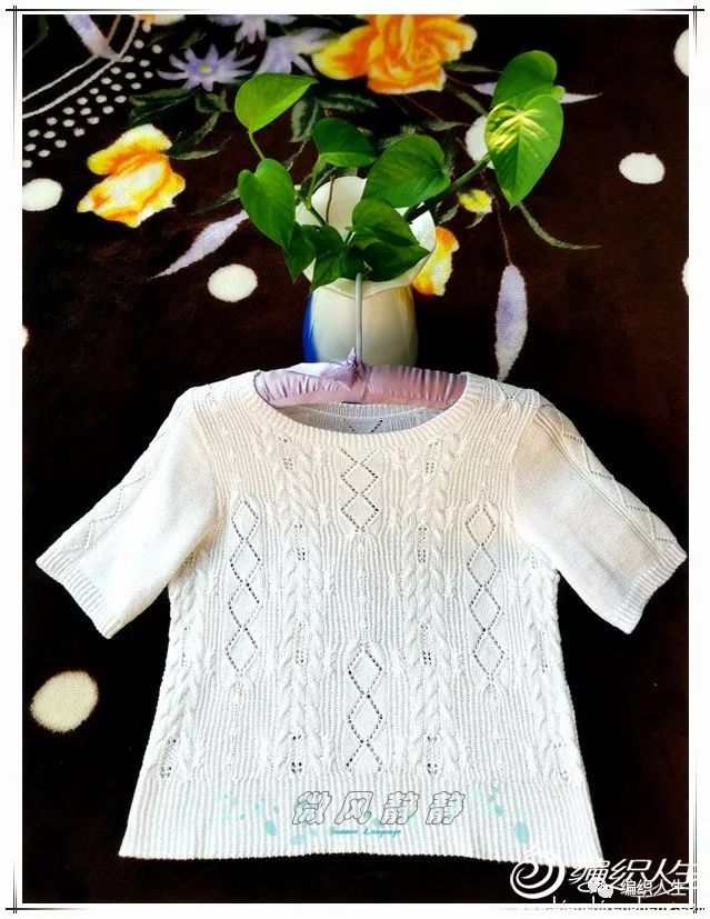 一款时尚百搭棒针镂空衫图解,荷叶边淑女中袖棒针衫教程图解