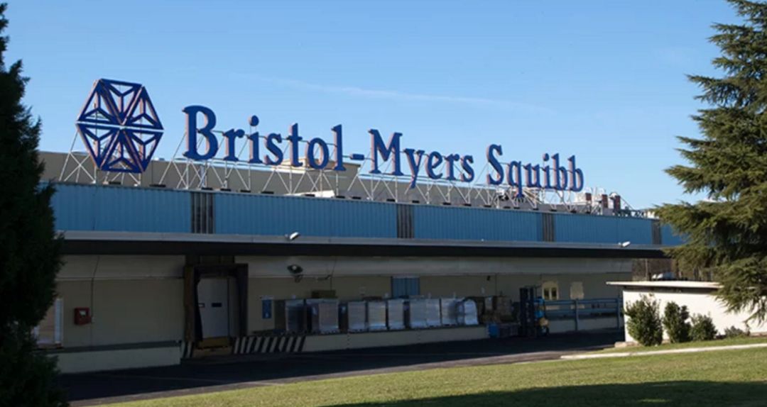 医药健闻周报|雅培CEO的白千里辞职；阿斯利康与欧姆龙达成长期的全球合作