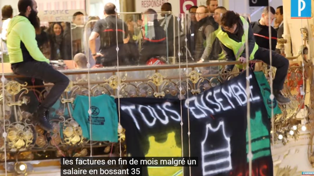 黄背心攻占老佛爷：一只手镯是最低工资5倍