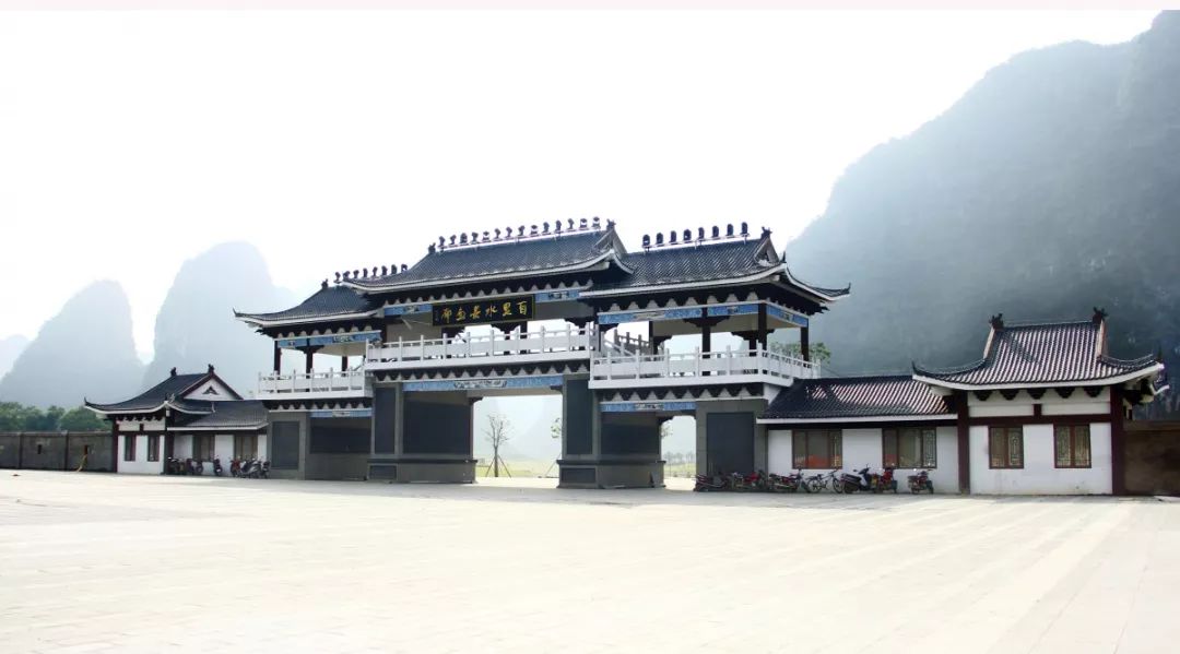 钟山县百里水墨画廊夜景,钟山百里水墨画廊免费攻略