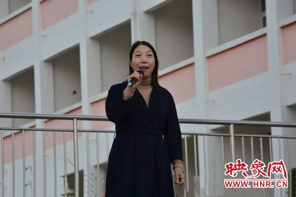 西平四中举行心理健康大讲堂活动