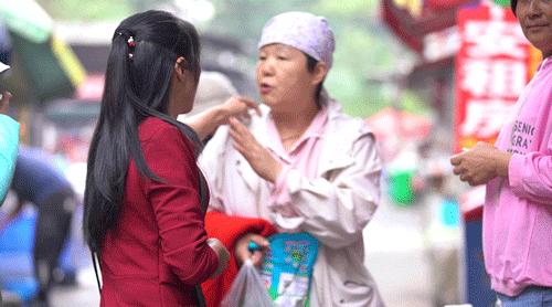 癌症患者挂尿袋和屎袋,患癌人身上带着尿袋