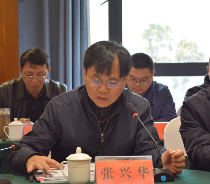 省市语委评估组到陆良县对国家三类城市语言文字规范化建设暨县域普通话基本普及达标进行评估验收