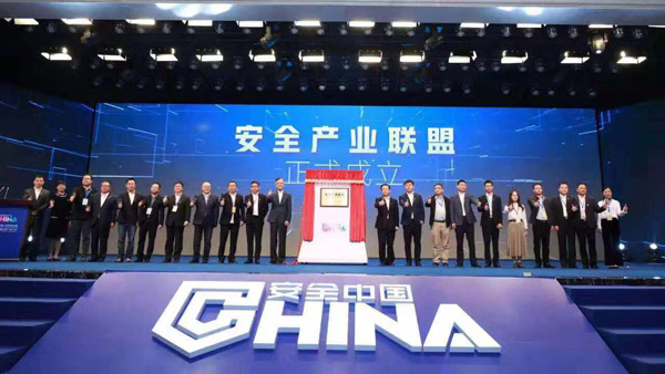 金句频出的讲话,汽车专家的九大奇葩观点