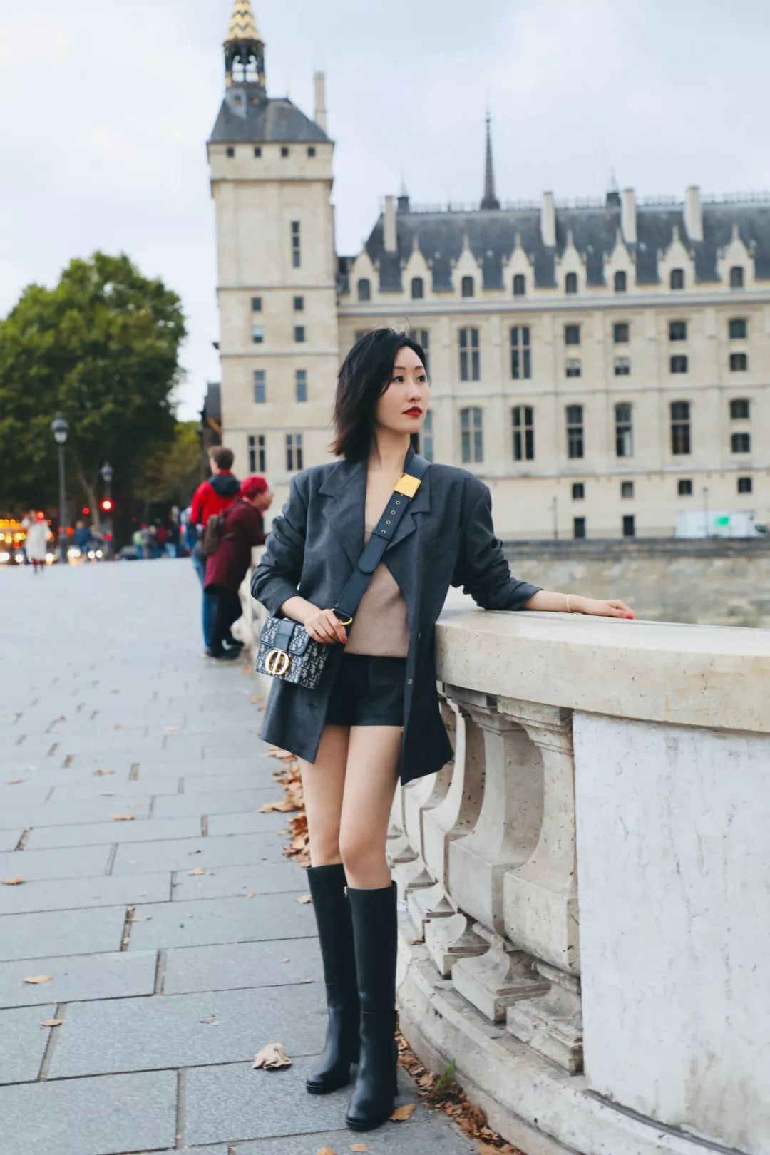 今年最火的靴子是什么牌子的,2019冬最流行的靴子