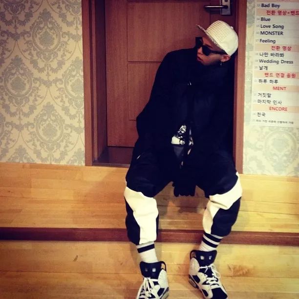 权志龙最新球鞋,权志龙同款球鞋哪年