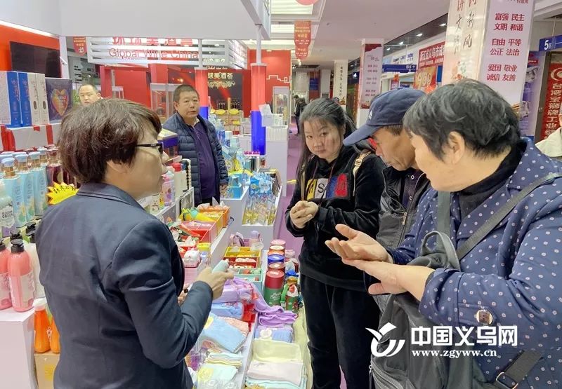 越南榴莲饼批发,越南特产榴莲饼火爆