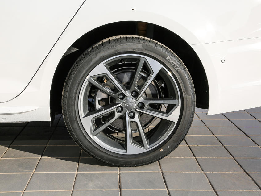 标配10气囊的suv,mkz可变悬挂