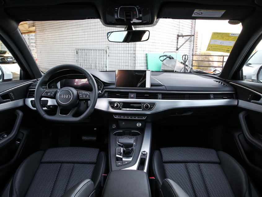 标配10气囊的suv,mkz可变悬挂