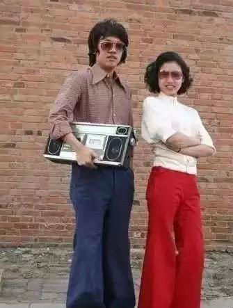 好姑娘是怎么一点一点变坏的（1980-1989）--艰难的叛逆和漫长的告别