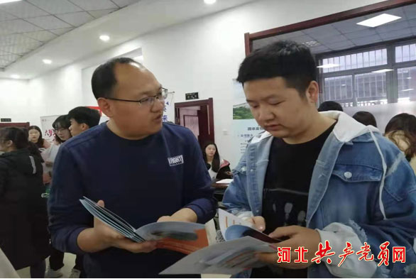 多举措扎实做好稳就业工作,实干担当为民服务