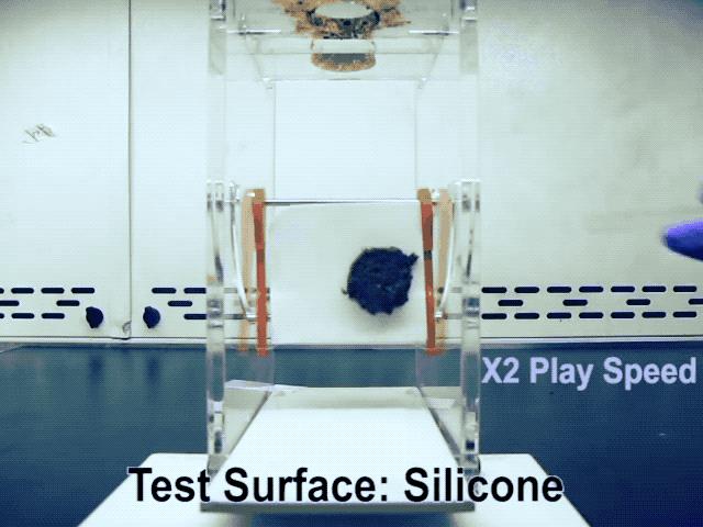 冲完厕所还粘马桶怎么办,上厕所排便粘马桶冲不下去