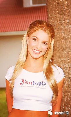 小甜甜布兰妮卖美国豪宅!赔的还不是一点半点