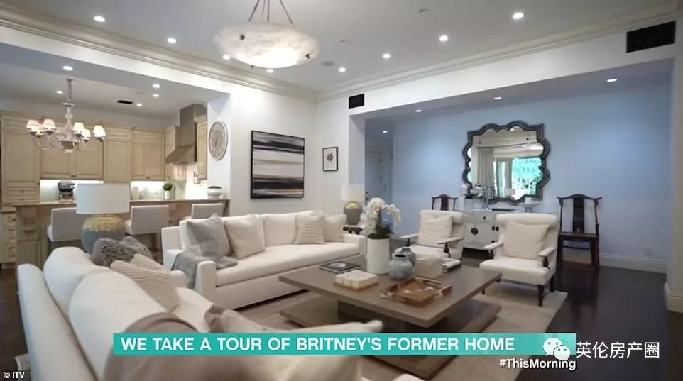 小甜甜布兰妮卖美国豪宅!赔的还不是一点半点