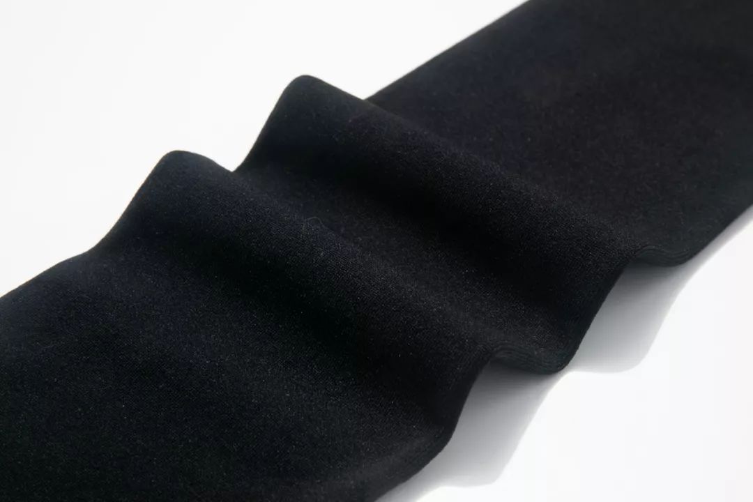 又瘦腿又拉伸还要改善腿型,瘦腿提臀的光腿神器