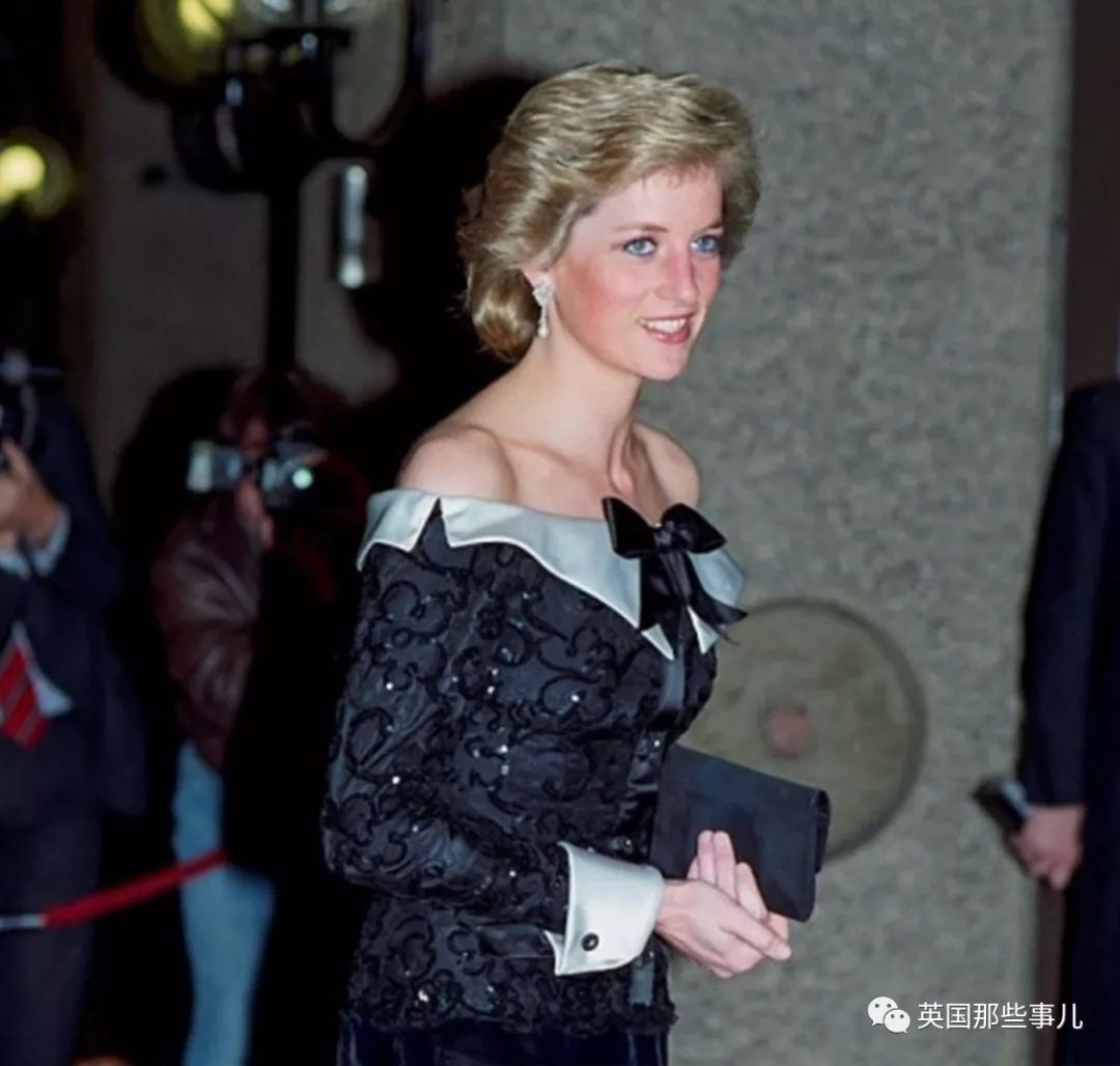戴安娜裙子蓝纱裙多少钱,戴安娜最美礼服