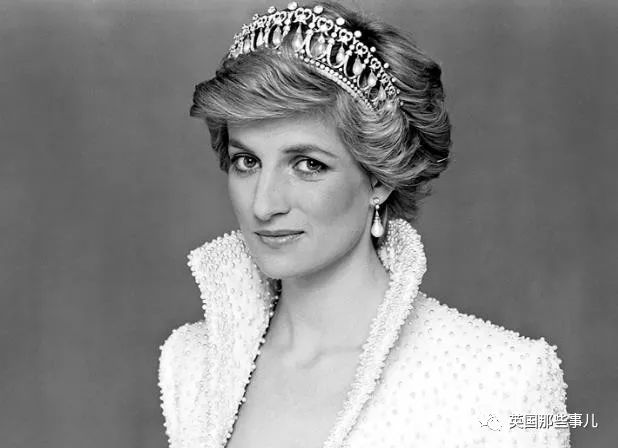 戴安娜裙子蓝纱裙多少钱,戴安娜最美礼服