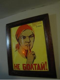 不明所以的冷战,冷战的心酸