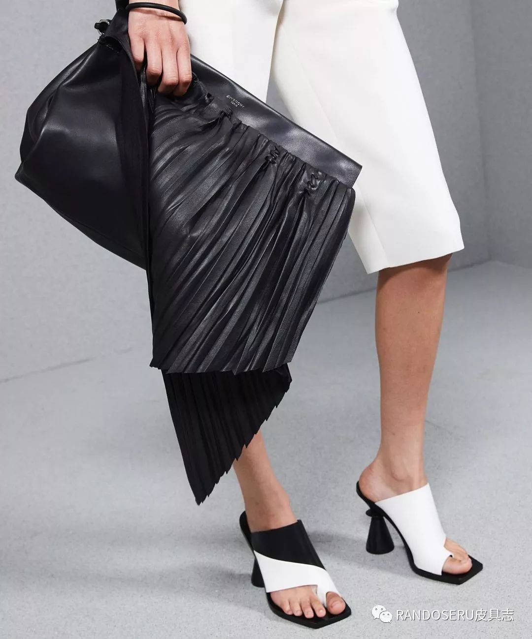 看完2020大牌新包，我的买包清单有几米长了…