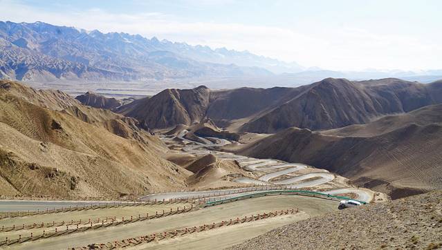 新疆南疆自驾最详细旅游攻略,从南疆自驾到北疆的最佳路线