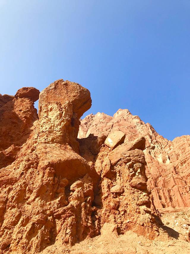 新疆南疆自驾最详细旅游攻略,从南疆自驾到北疆的最佳路线
