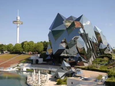 「旅游」34欧起！打开脑洞玩起来！观测未来高科技游乐园