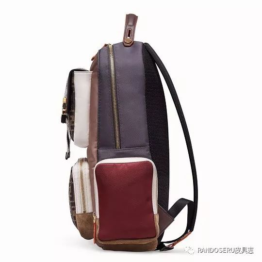 摊上个男人，这么爱奢侈品包包真是个奇葩？